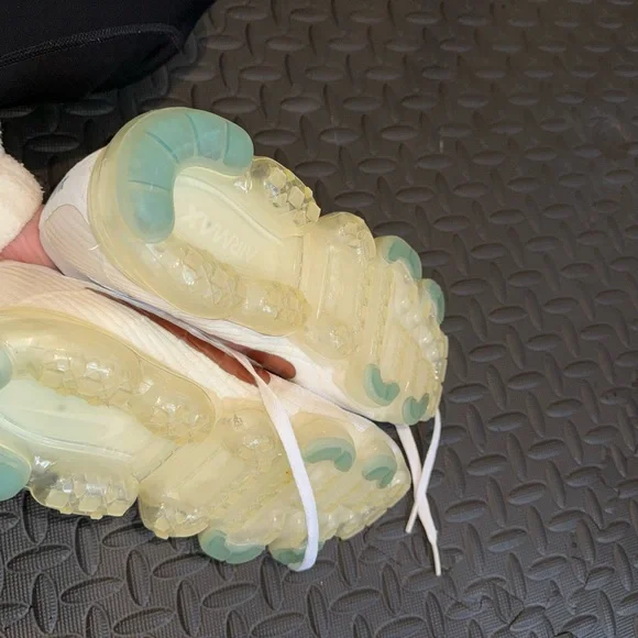 Nike vapormax’s - Picture 5 of 5